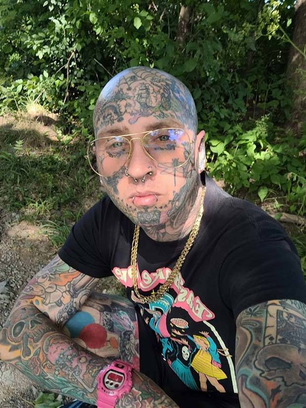 Heavily Tattooed And Pierced Freaks #25 (38 photos)