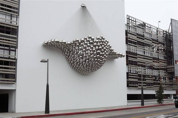 Captivating Metal Sculptures (43 photos)