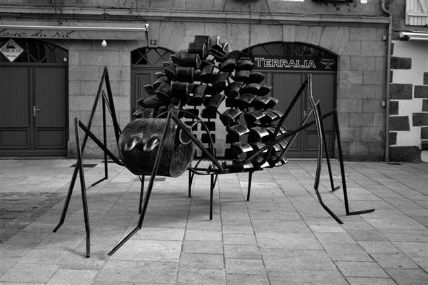 Captivating Metal Sculptures (43 photos)
