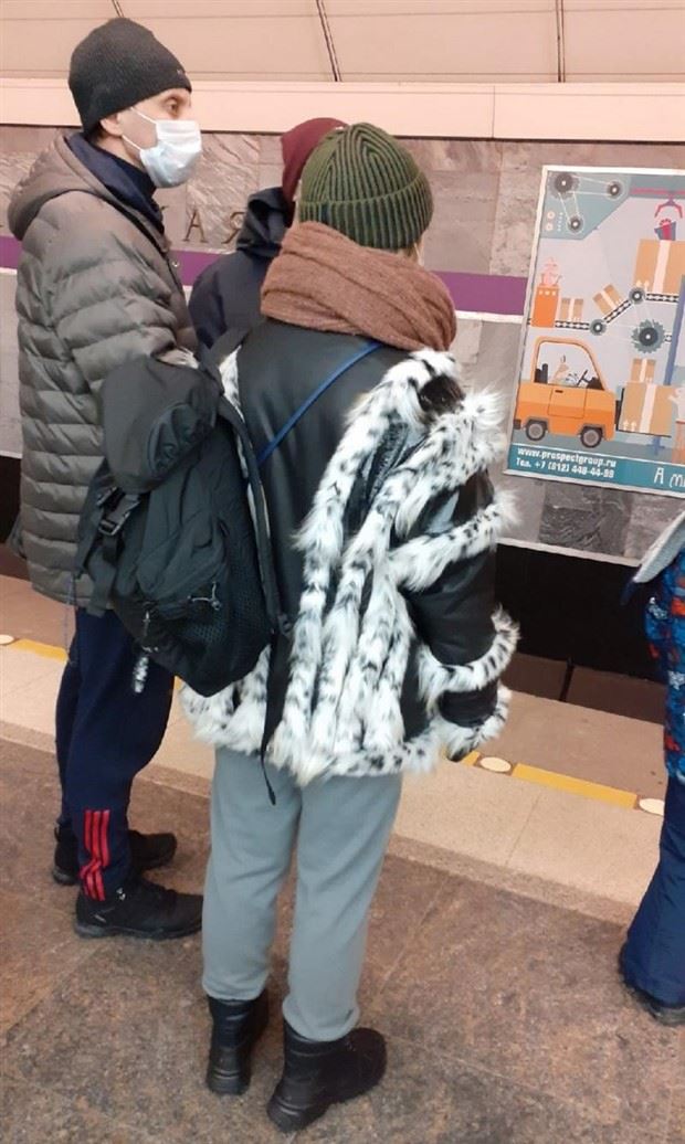 crazy fashion from russian subway 26 Weird Russian Subway Fashion #187 (36 photos)