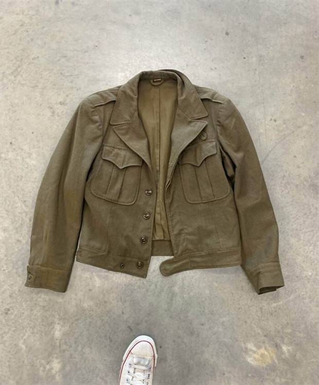 Strange Things Found in Thrift Stores #13 (35 photos)