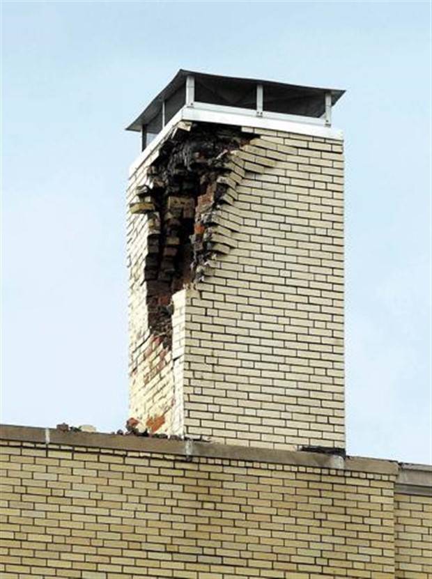 lightning strikes aftermath 1 When Lightning Strikes (24 photos)