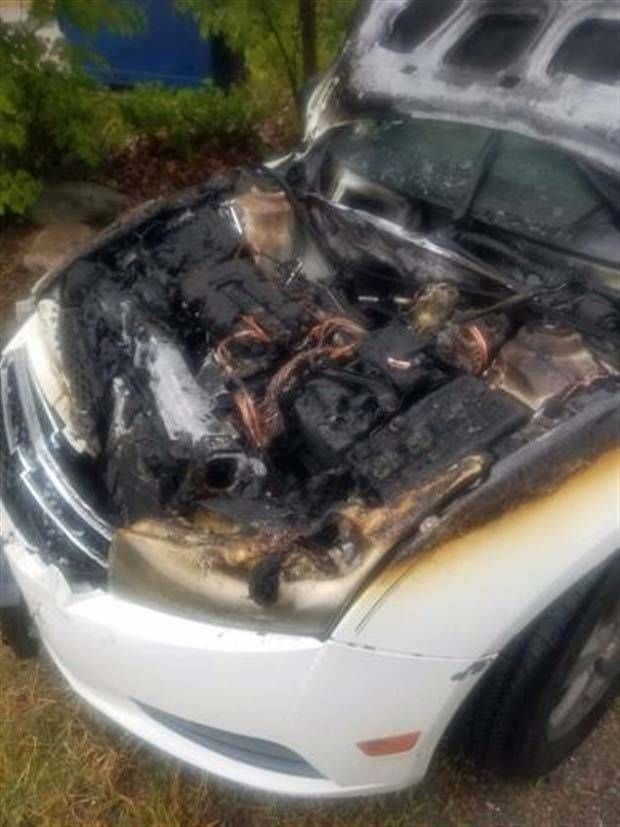 lightning strikes aftermath 3 When Lightning Strikes (24 photos)