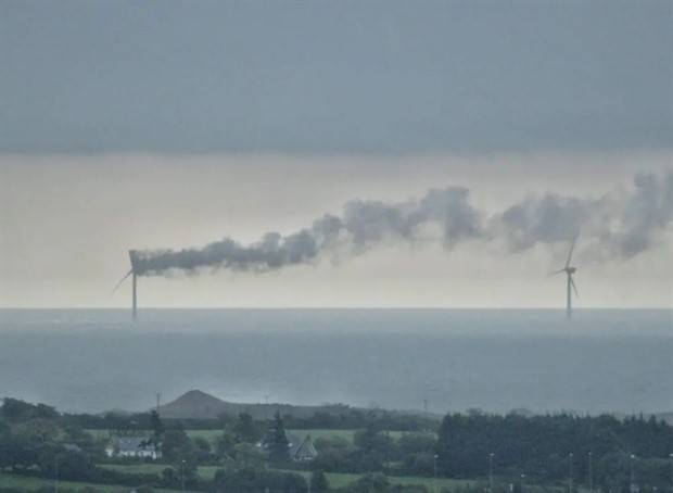 lightning strikes aftermath 7 When Lightning Strikes (24 photos)