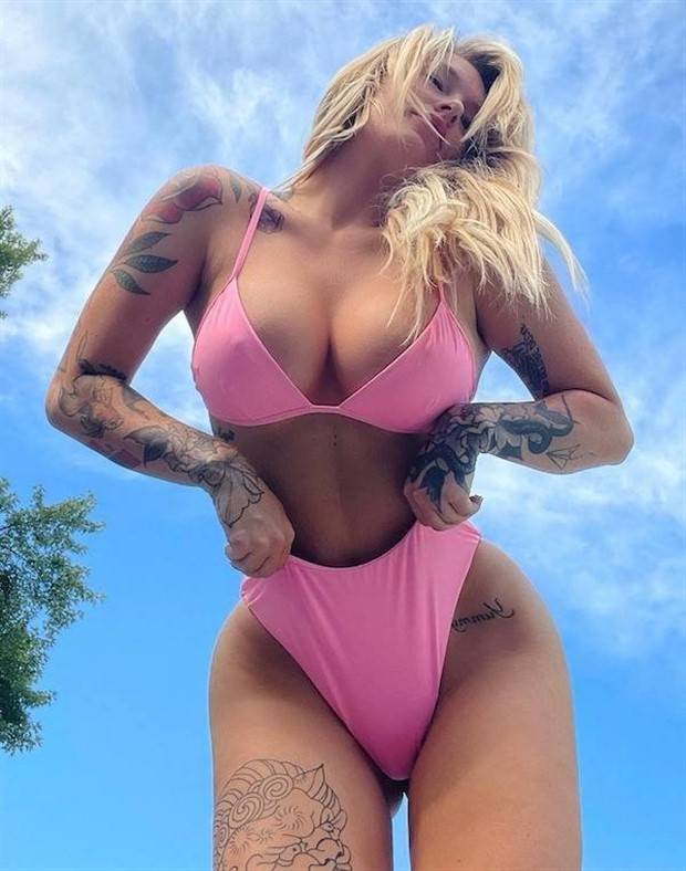 Hot Tattooed Girls #11 (44 photos)