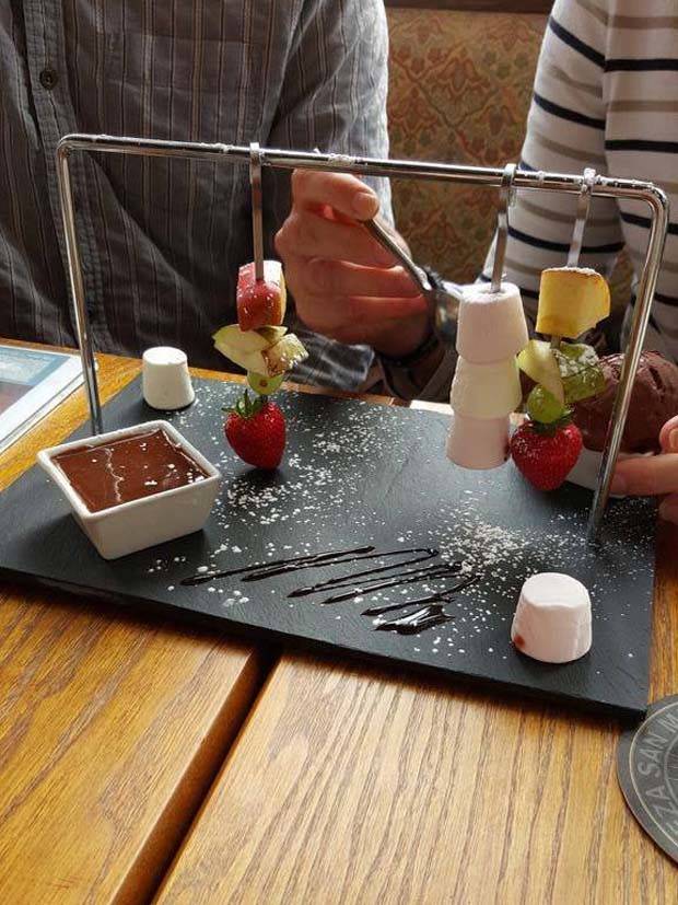 Very Strange Food Serving #14 (34 photos)