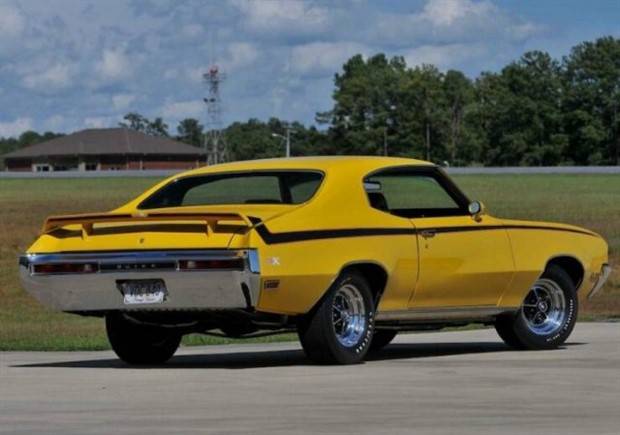 Powerful Muscle Cars (31 photos)