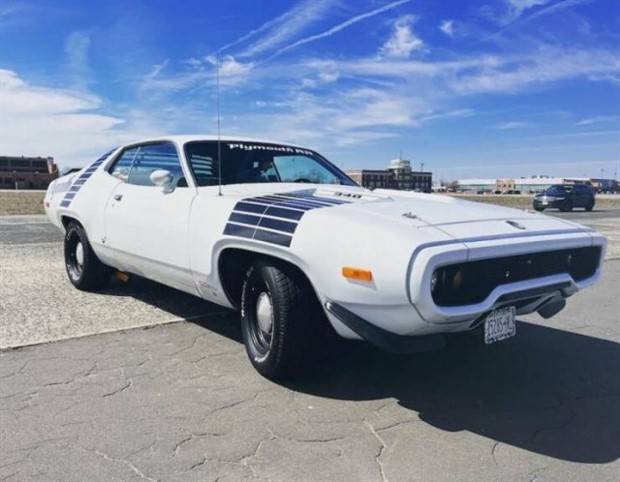 Powerful Muscle Cars (31 photos)