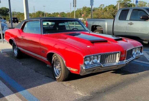 Powerful Muscle Cars (31 photos)