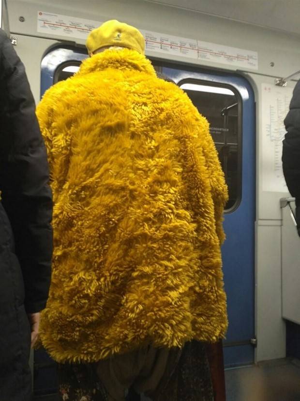 Weird Russian Subway Fashion #188 (41 photos)