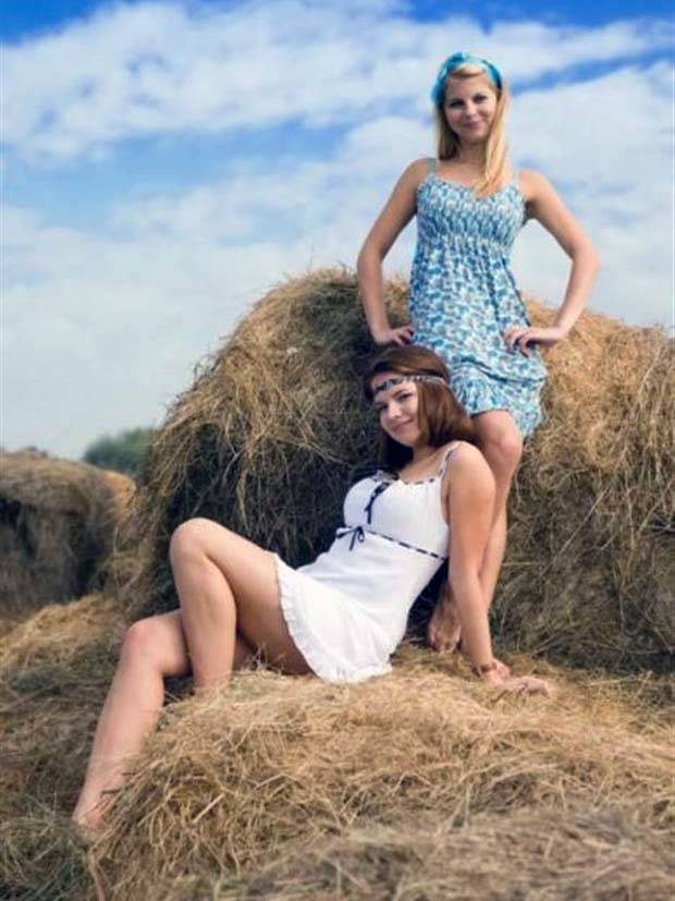 Hot Russian Girls #11 (42 photos)