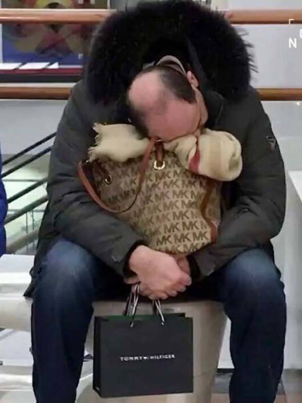 Men Waiting while their Wives Shop Endlessly (27 photos)