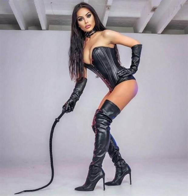 tight corsets 9 Hot Girls in Corsets #24 (34 photos)