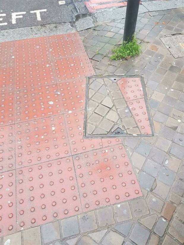 Meanwhile in the UK (28 photos)