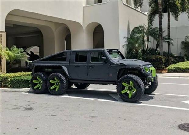 insane cars 10 Strange Cars That Will Leave You In Awe #14 (34 photos)