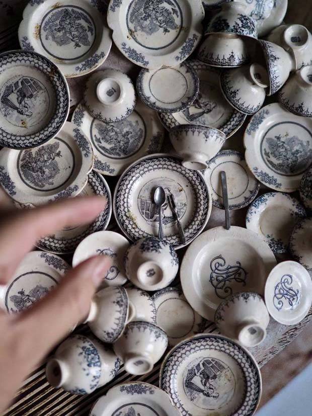 kiyomi miniature furniture 14 Kiyomi Crafts Realistic Miniature Antique Furniture (25 photos)