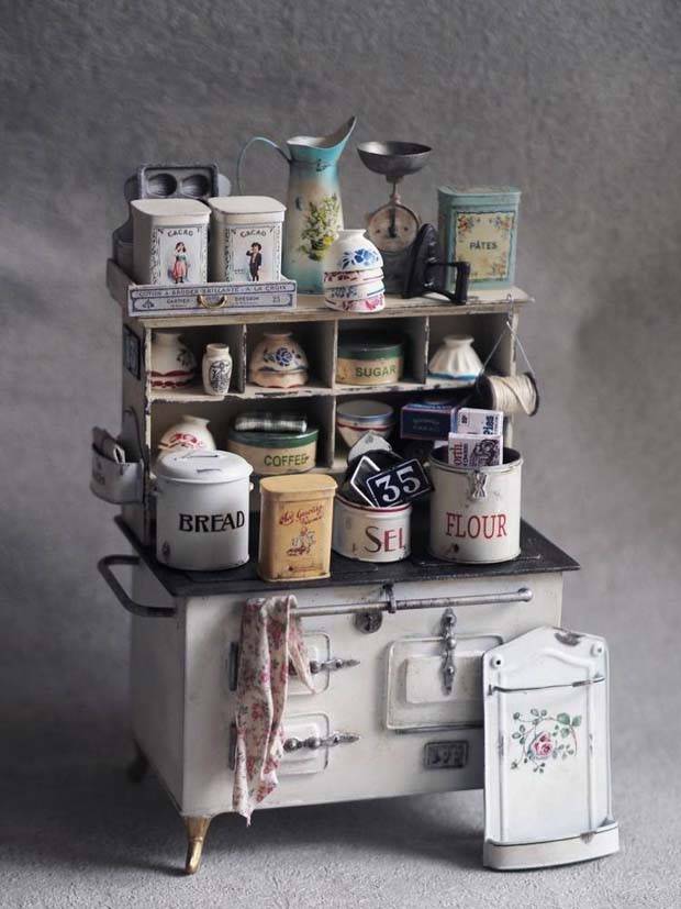 kiyomi miniature furniture 16 Kiyomi Crafts Realistic Miniature Antique Furniture (25 photos)