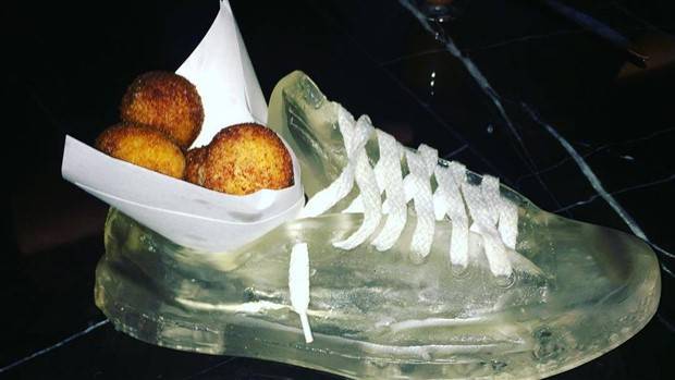 Very Strange Food Serving #15 (40 photos)