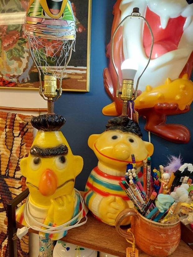 Strange Things Found in Thrift Stores #15 (32 photos)