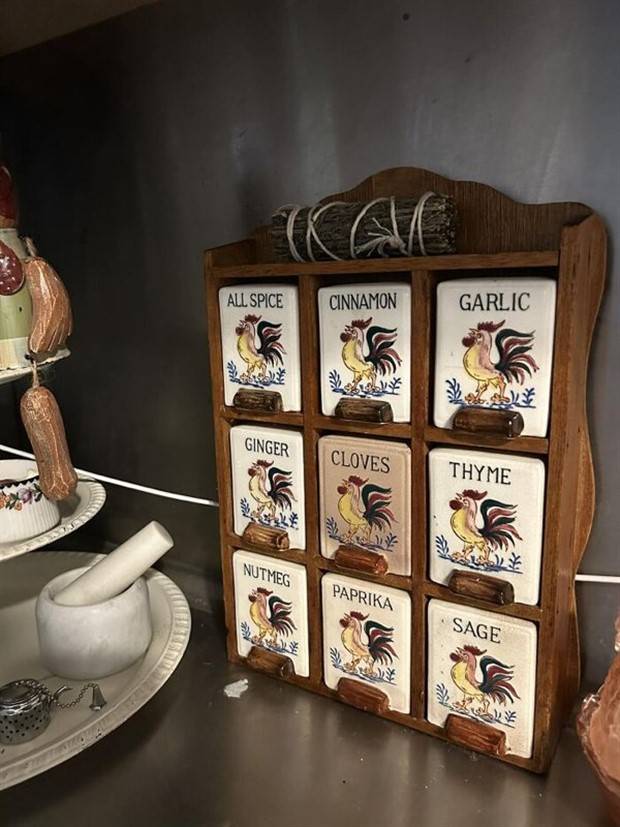 Strange Things Found in Thrift Stores #15 (32 photos)