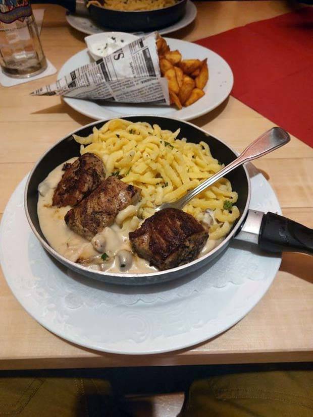 unusual food serving 1 Very Strange Food Serving #16 (37 photos)