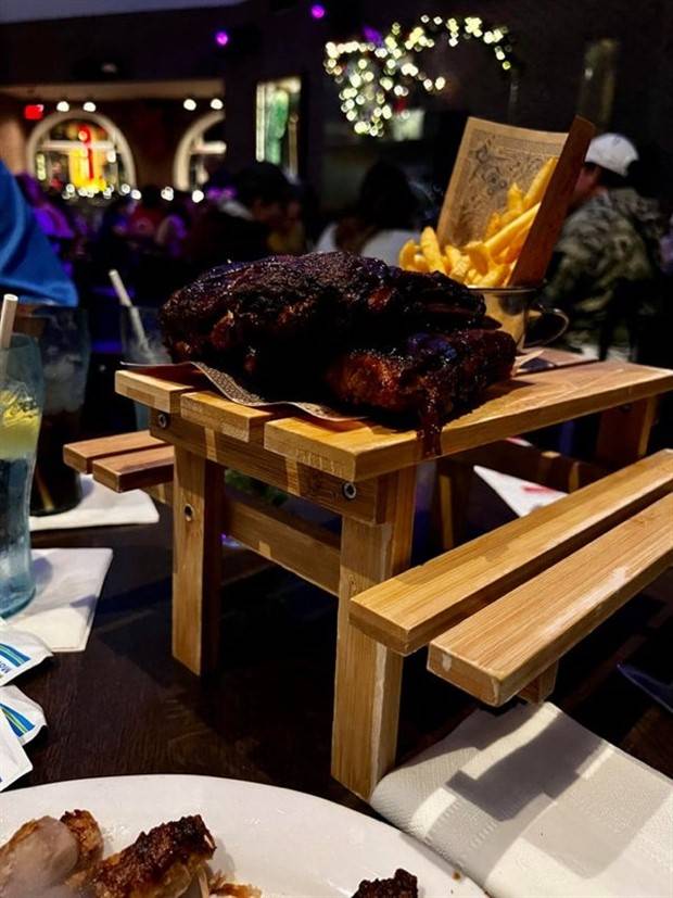 unusual food serving 11 Very Strange Food Serving #16 (37 photos)