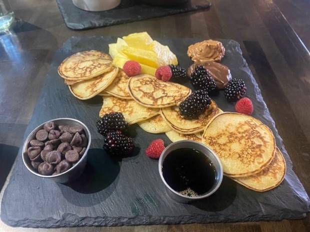 unusual food serving 26 Very Strange Food Serving #16 (37 photos)