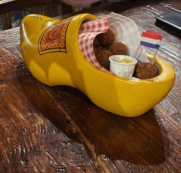 unusual food serving 30 Very Strange Food Serving #16 (37 photos)