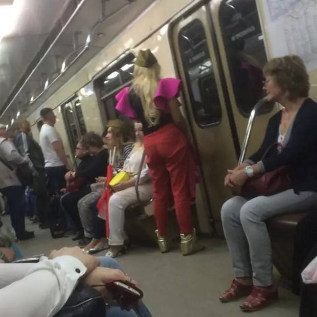Weird Russian Subway Fashion #190 (40 photos)