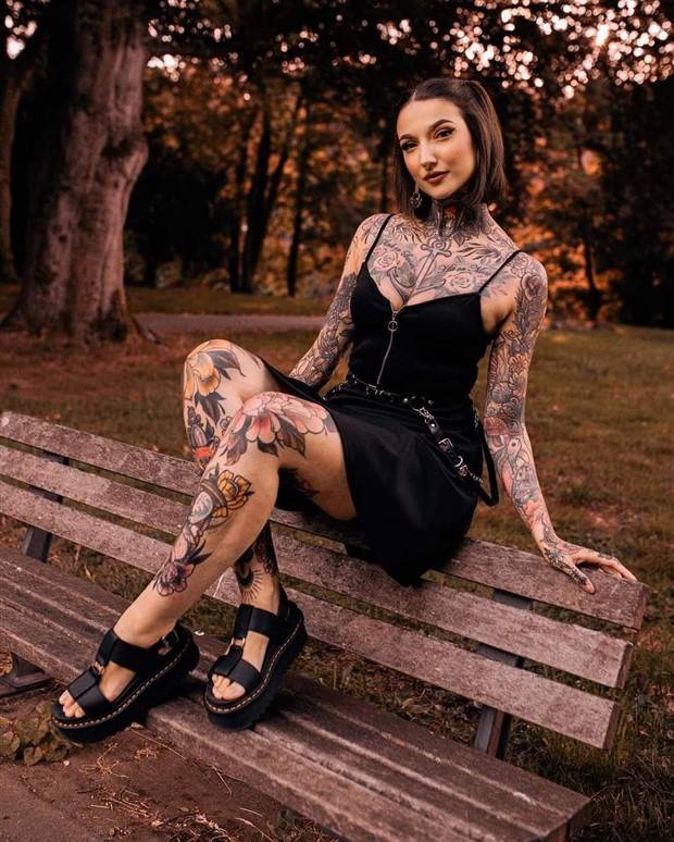 Hot Tattooed Girls #13 (40 photos)