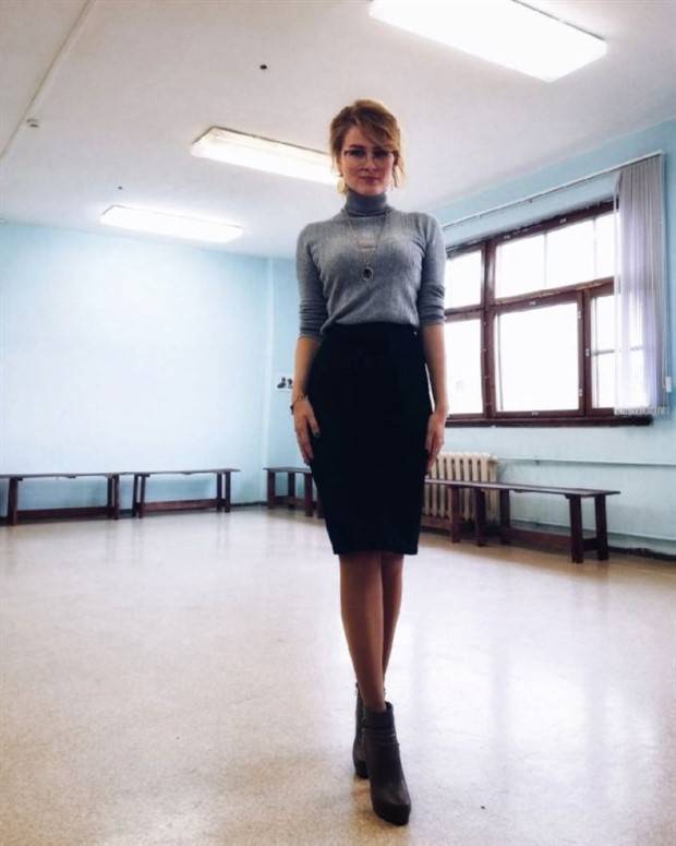 sexy school teachers in russia 17 Hot Russian School Teachers (40 photos)