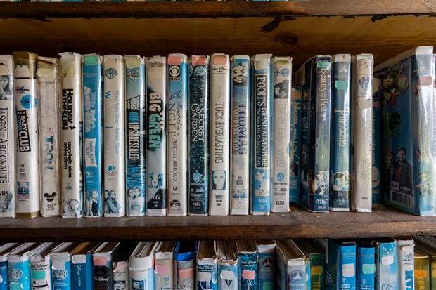 Abandoned VHS Store in the USA (21 photos)