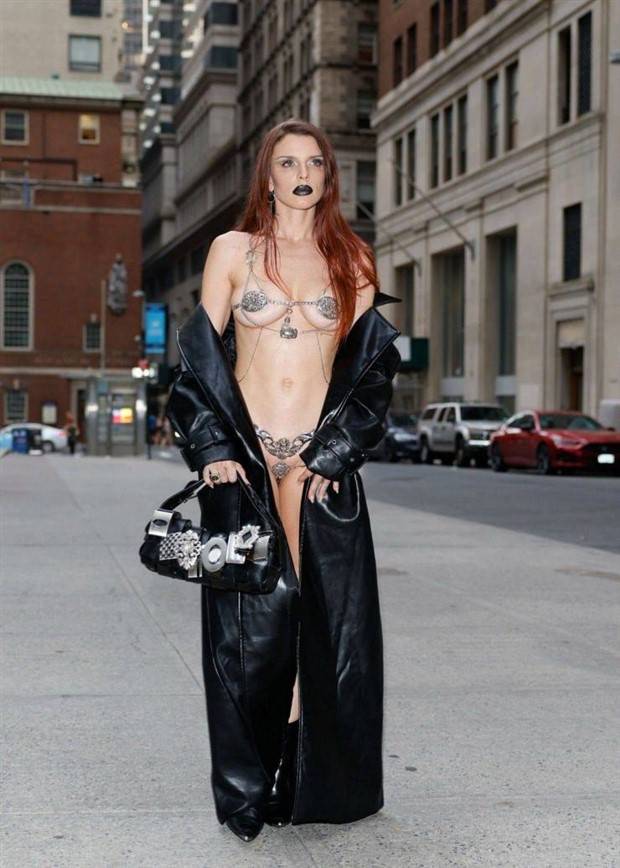 A Little Fun for Adults #322 (42 photos)