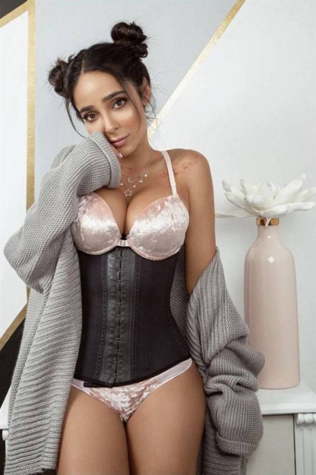 sexy corsets 29 Hot Girls in Corsets #27 (33 photos)
