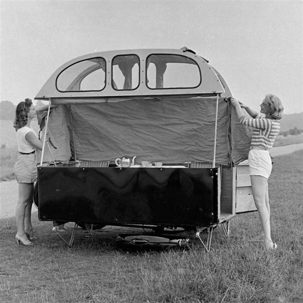 Motorcycle Sidecar Morphs into Two Seater Van 5 1958s Ingenious Concept: Motorcycle Sidecar Morphs into Two Seater Van (10 photos)