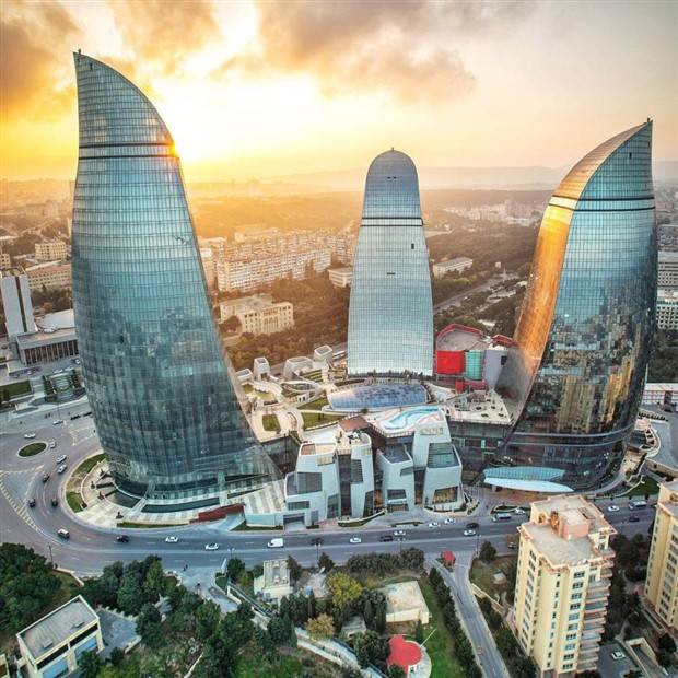Impressive Flame Towers of Baku (29 photos)