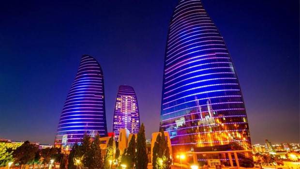 Impressive Flame Towers of Baku (29 photos)