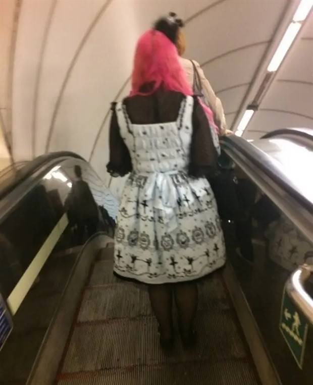 crazy russian subway fashion 16 Weird Russian Subway Fashion #192 (29 photos)