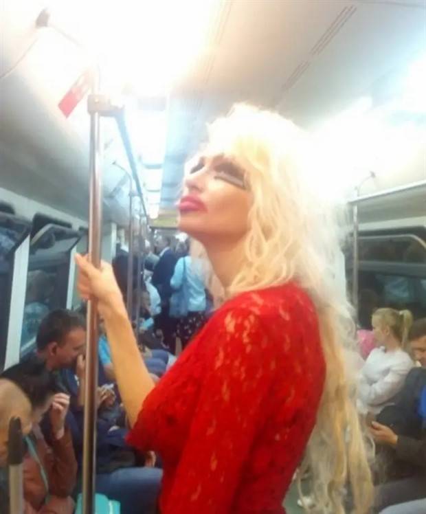 crazy russian subway fashion 4 Weird Russian Subway Fashion #192 (29 photos)