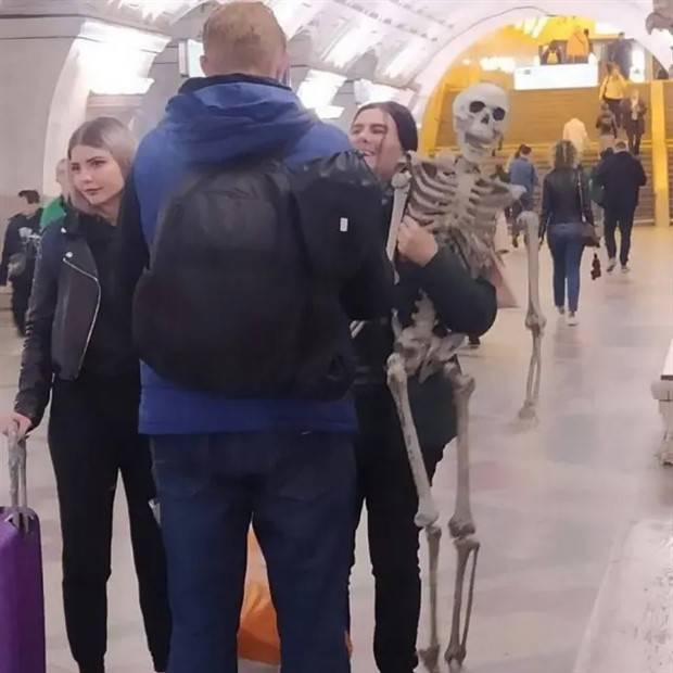 crazy russian subway fashion 9 Weird Russian Subway Fashion #192 (29 photos)