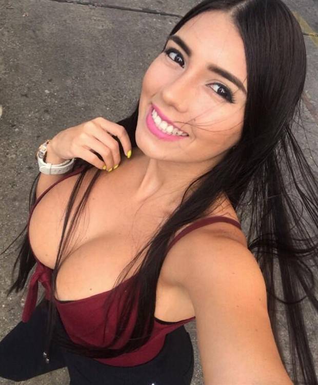girls with big tits 22 Hot Busty Girls #58 (32 photos)