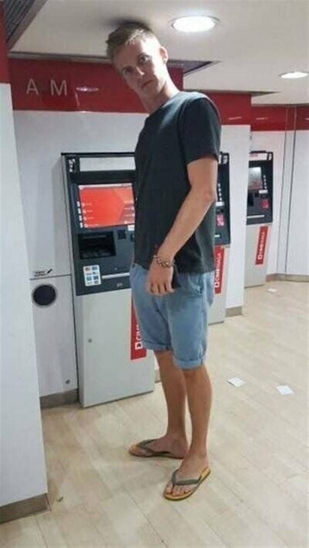 tall people problems 1 The Quirks That Come with Being Tall (25 photos)