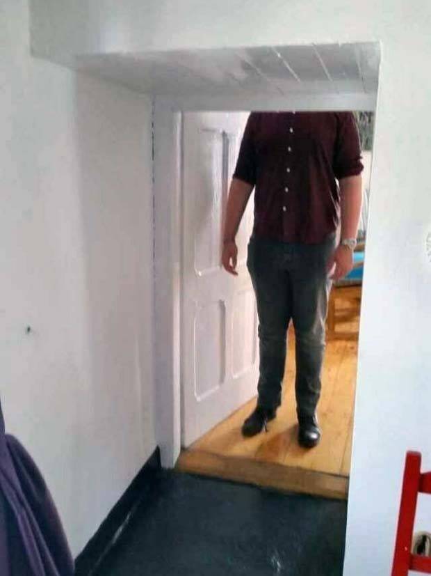 tall people problems 7 The Quirks That Come with Being Tall (25 photos)