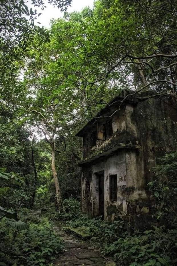 The Beauty of Abandoned Places #20 (30 photos)
