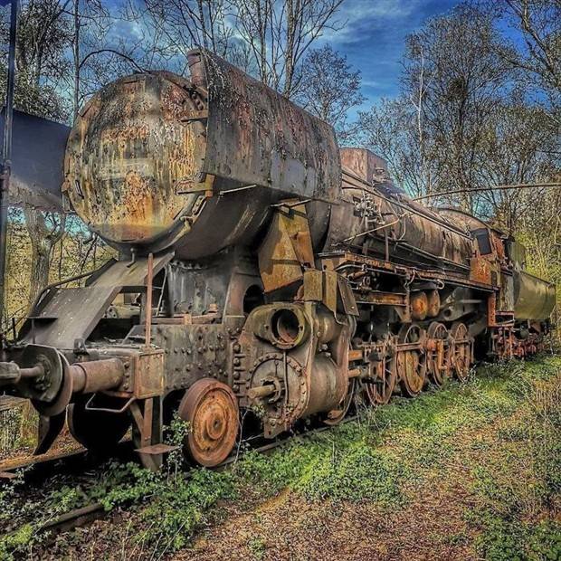 The Beauty of Abandoned Places #20 (30 photos)