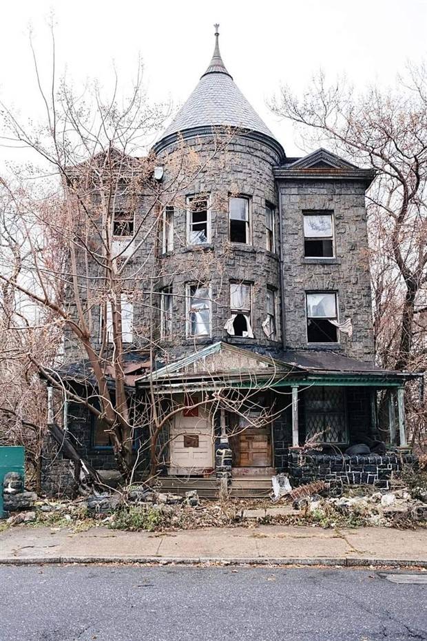 The Beauty of Abandoned Places #20 (30 photos)