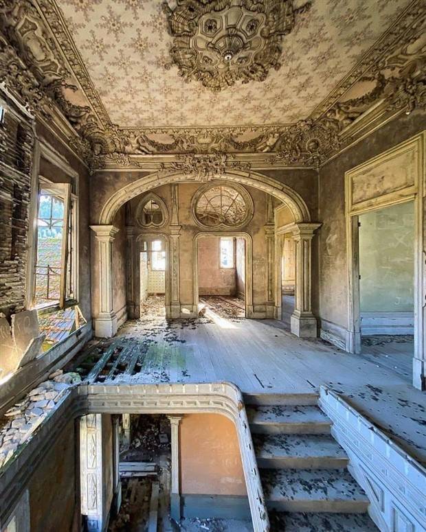 The Beauty of Abandoned Places #20 (30 photos)