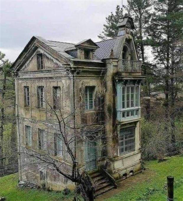 The Beauty of Abandoned Places #20 (30 photos)
