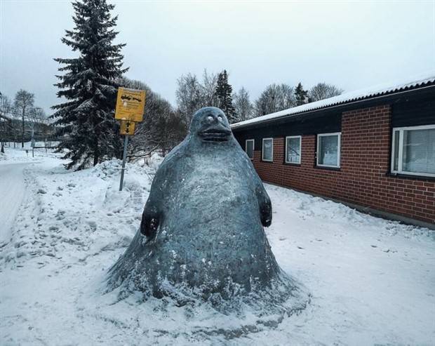 Snowmen Funnies: Hilarious Winter Vibes (21 photos)
