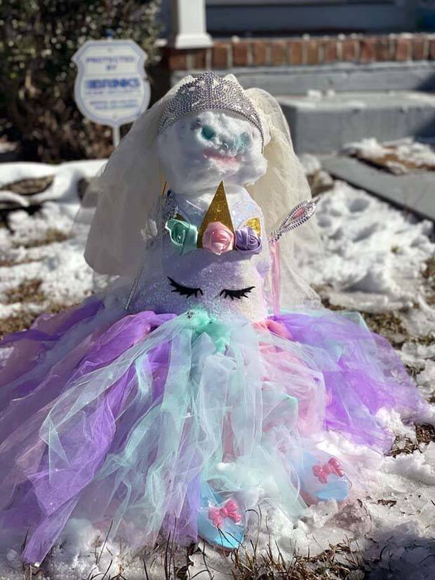 Snowmen Funnies: Hilarious Winter Vibes (21 photos)